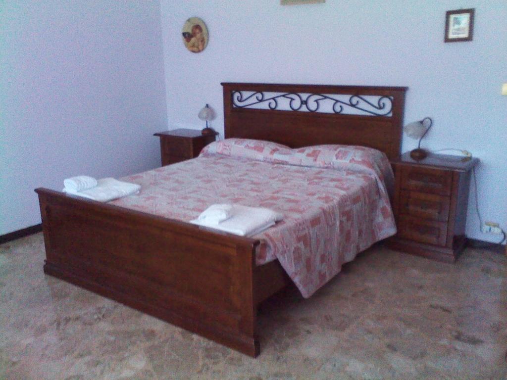 Casa Giordano Bed & Breakfast Mombello Monferrato Cameră foto